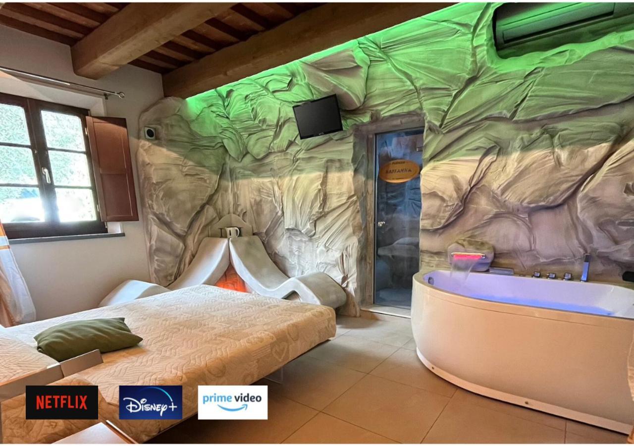 Podere Raffanna Ecologic House Massa e Cozzile Exterior photo